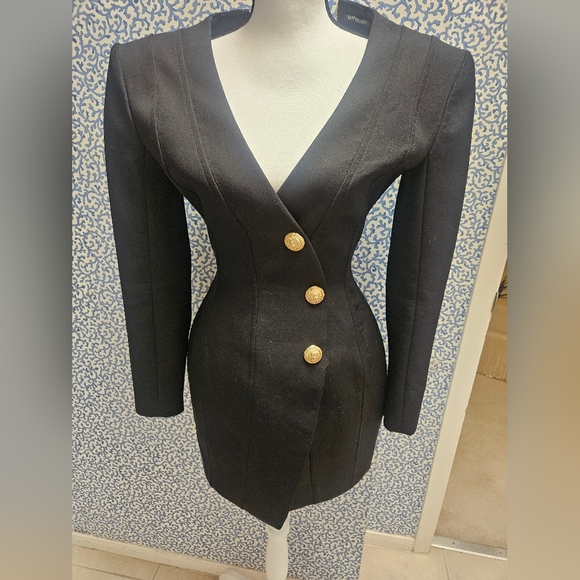Balmain black dress in size 0 never worn from Paris